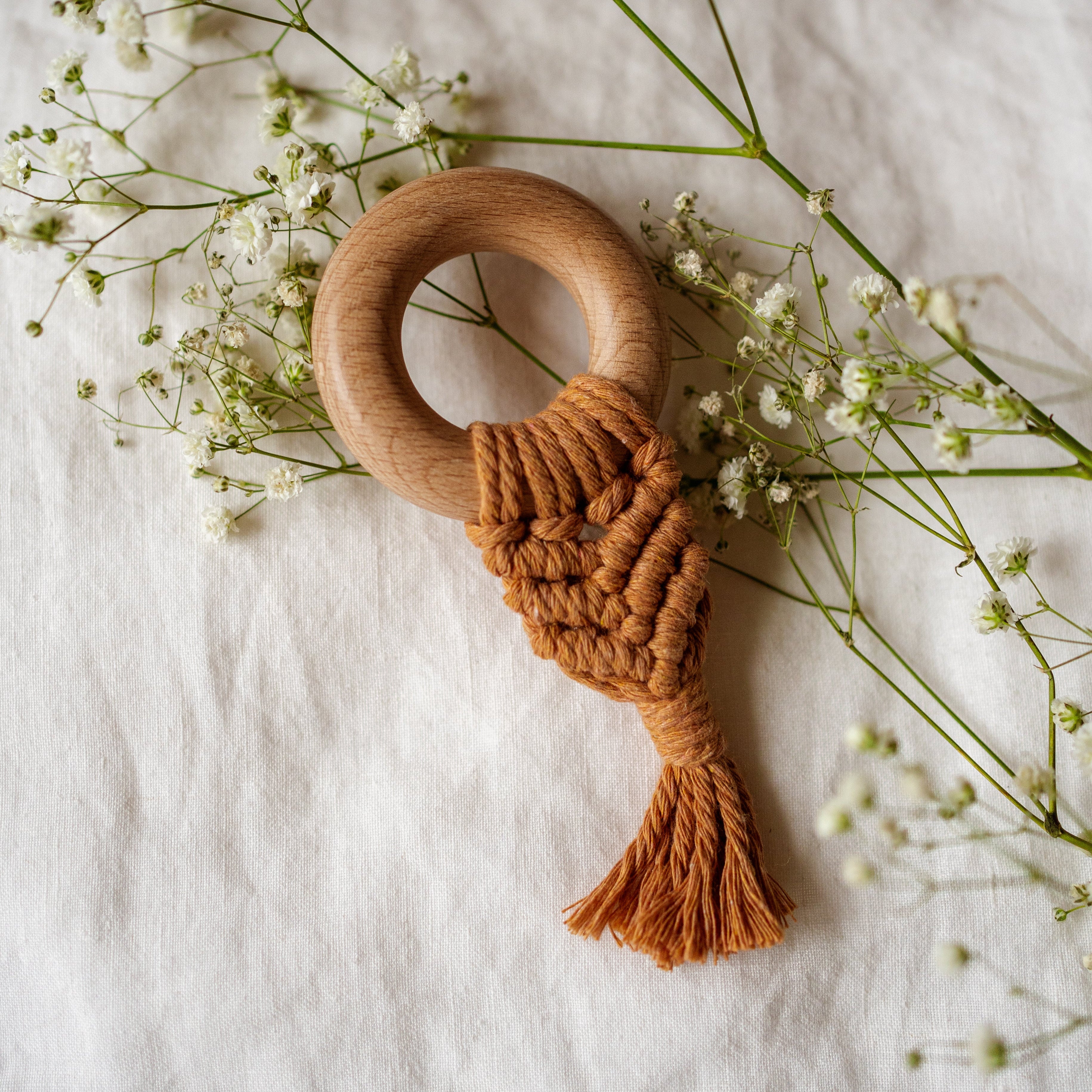 Macramé Teether ~ Organic Cotton ~ Orange Circle